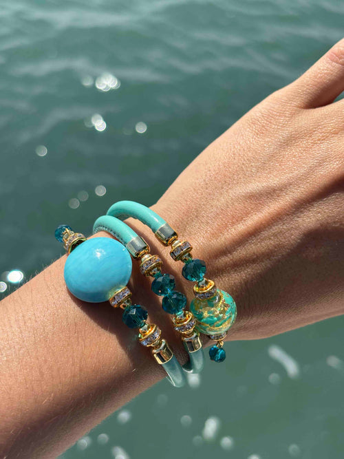 Bracelet with authentic Murano glass beads in turquoise and gold