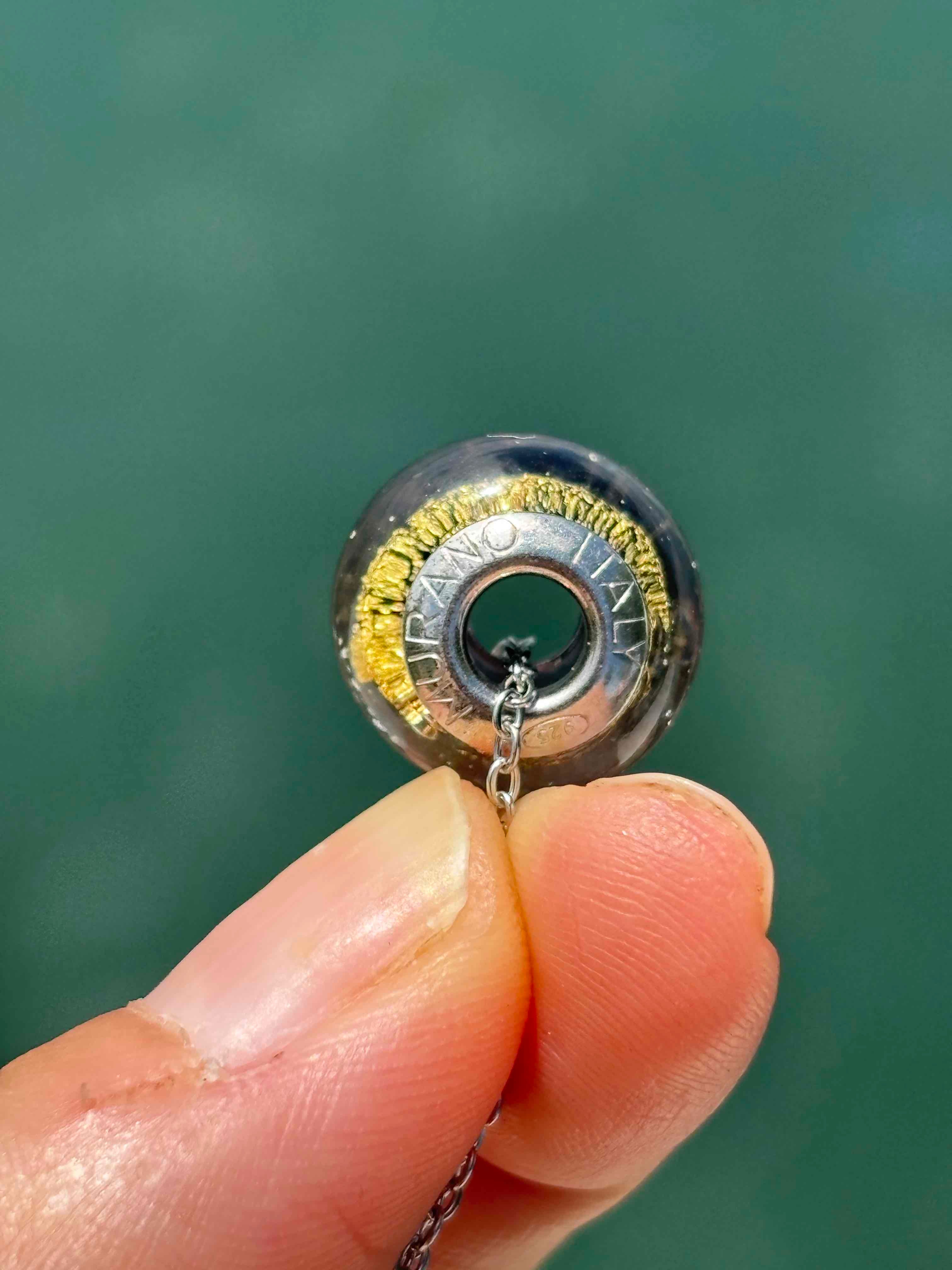 Charm in vetro di Murano e Argento 925 - color nero e oro