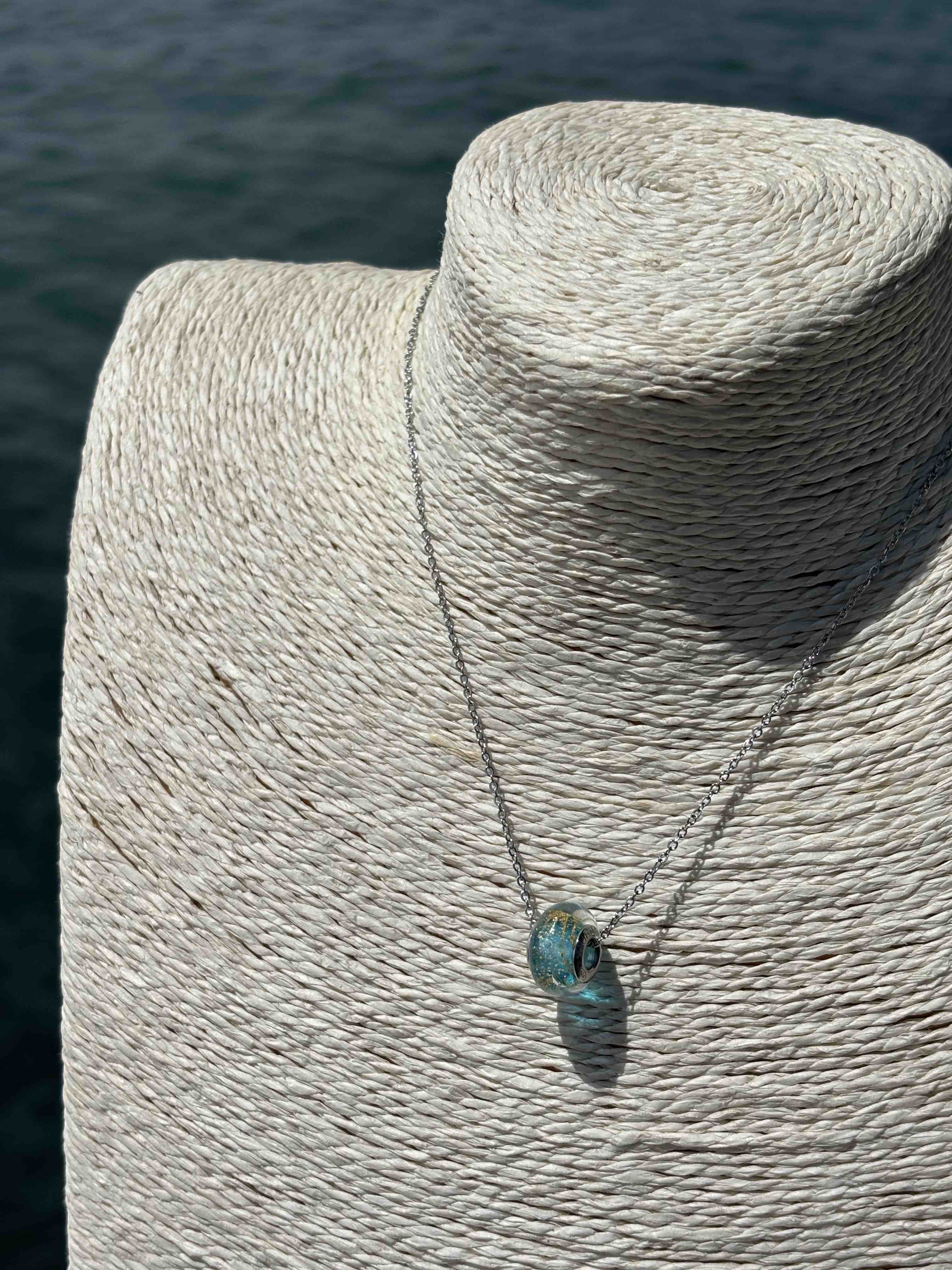 Charm in vetro di Murano e Argento 925 - color celeste e oro