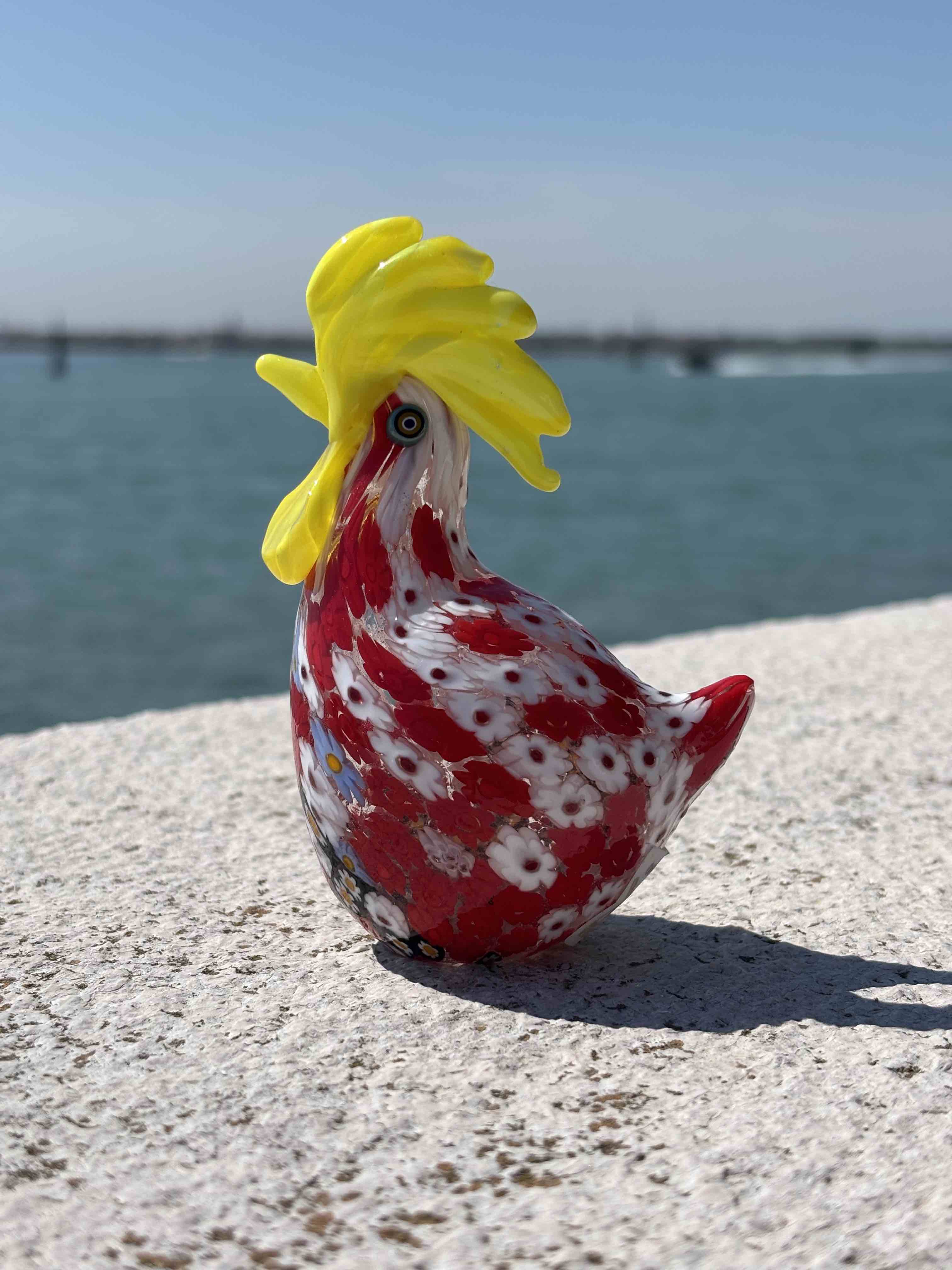Galletto in autentico vetro di Murano rosso e giallo