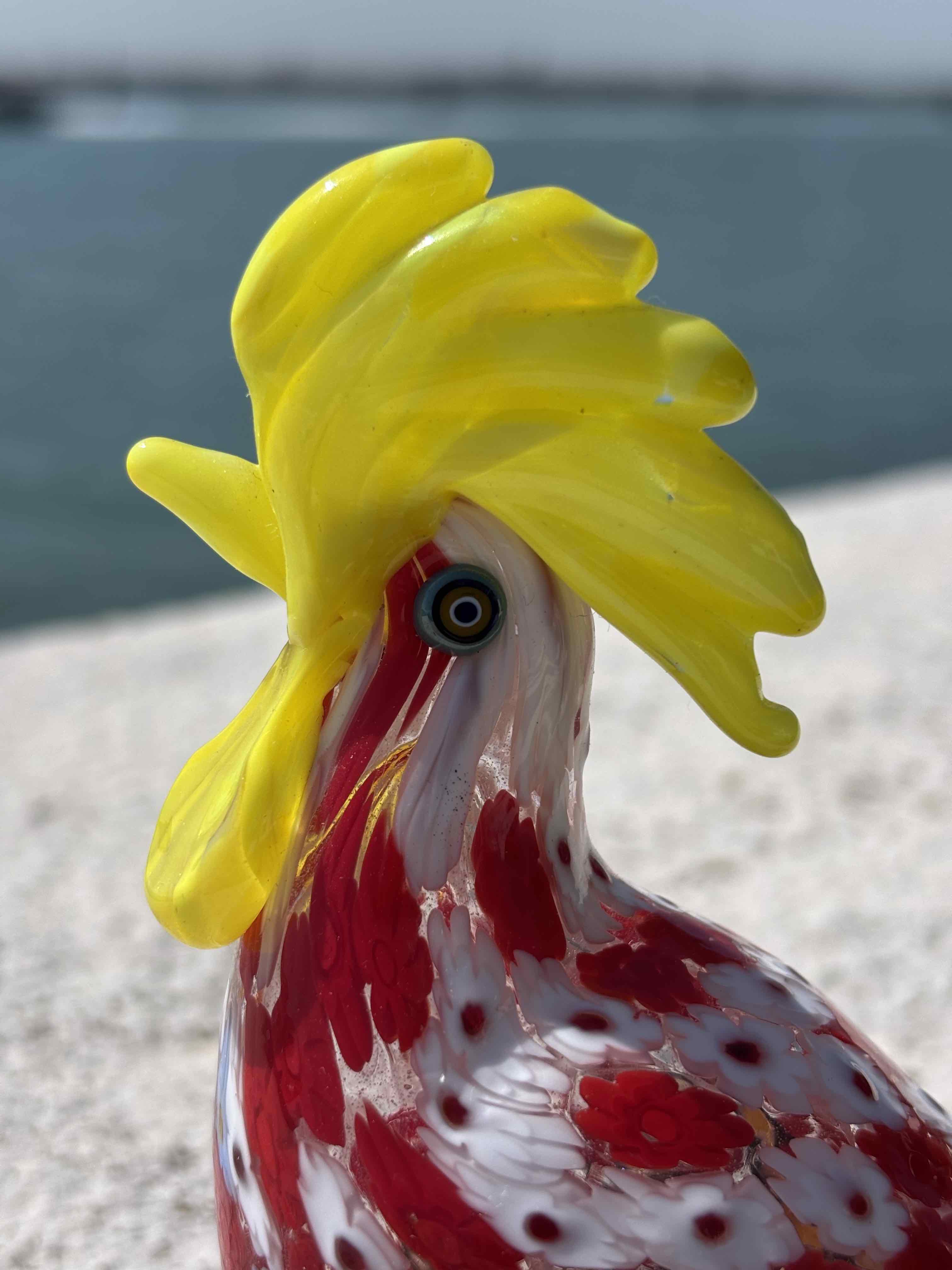 Galletto in autentico vetro di Murano rosso e giallo