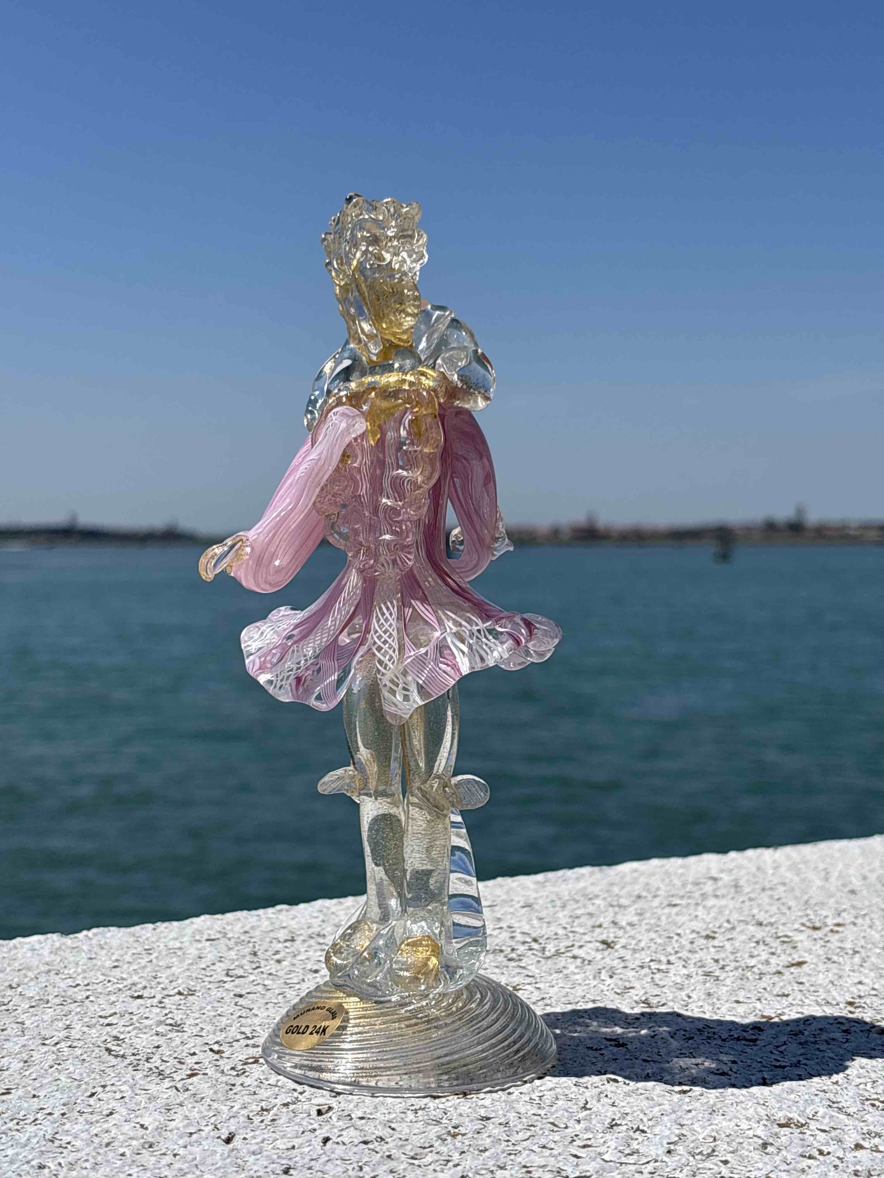 Dama veneziana in vetro di Murano rosa con foglia d'oro