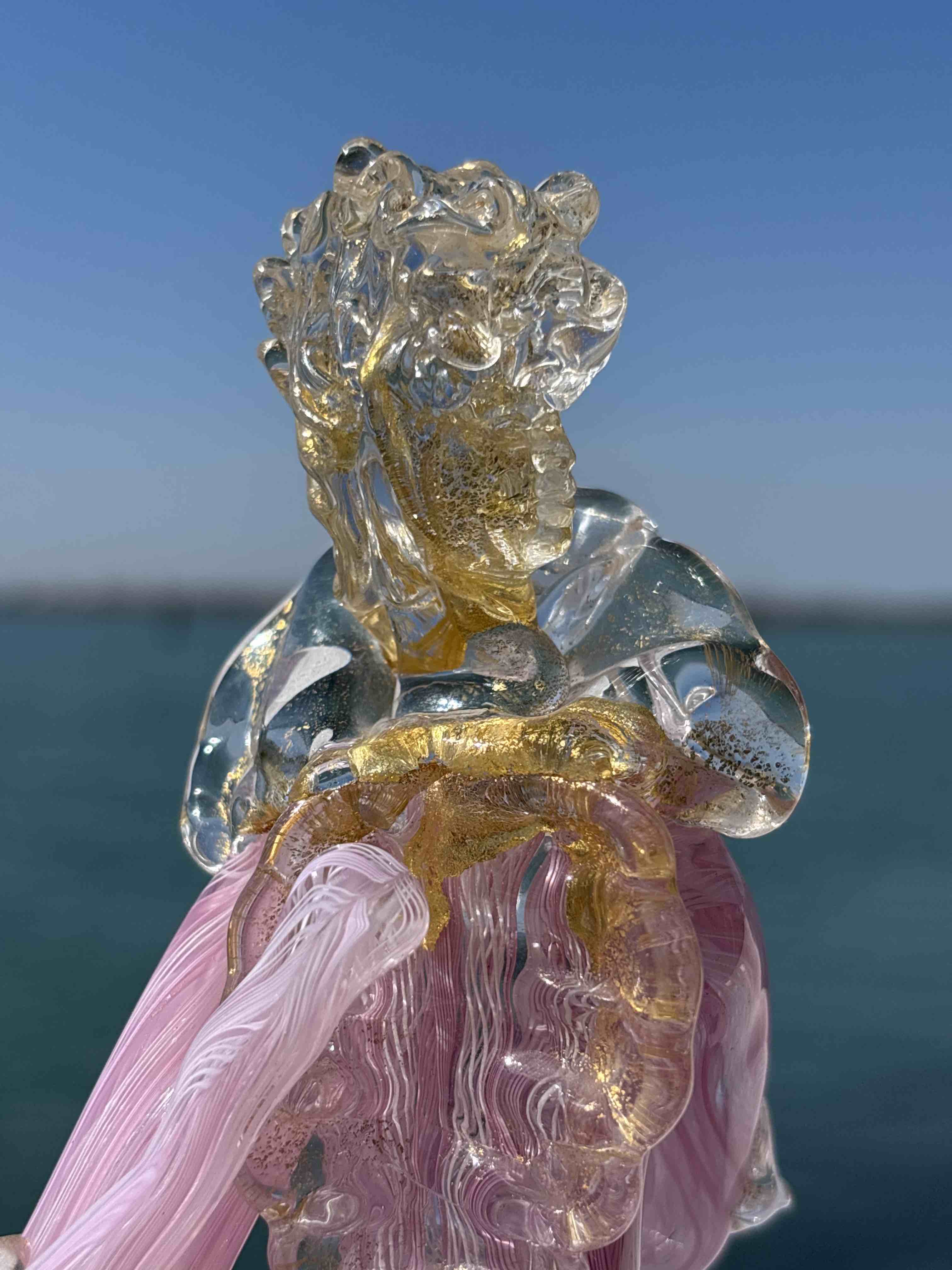 Dama veneziana in vetro di Murano rosa con foglia d'oro