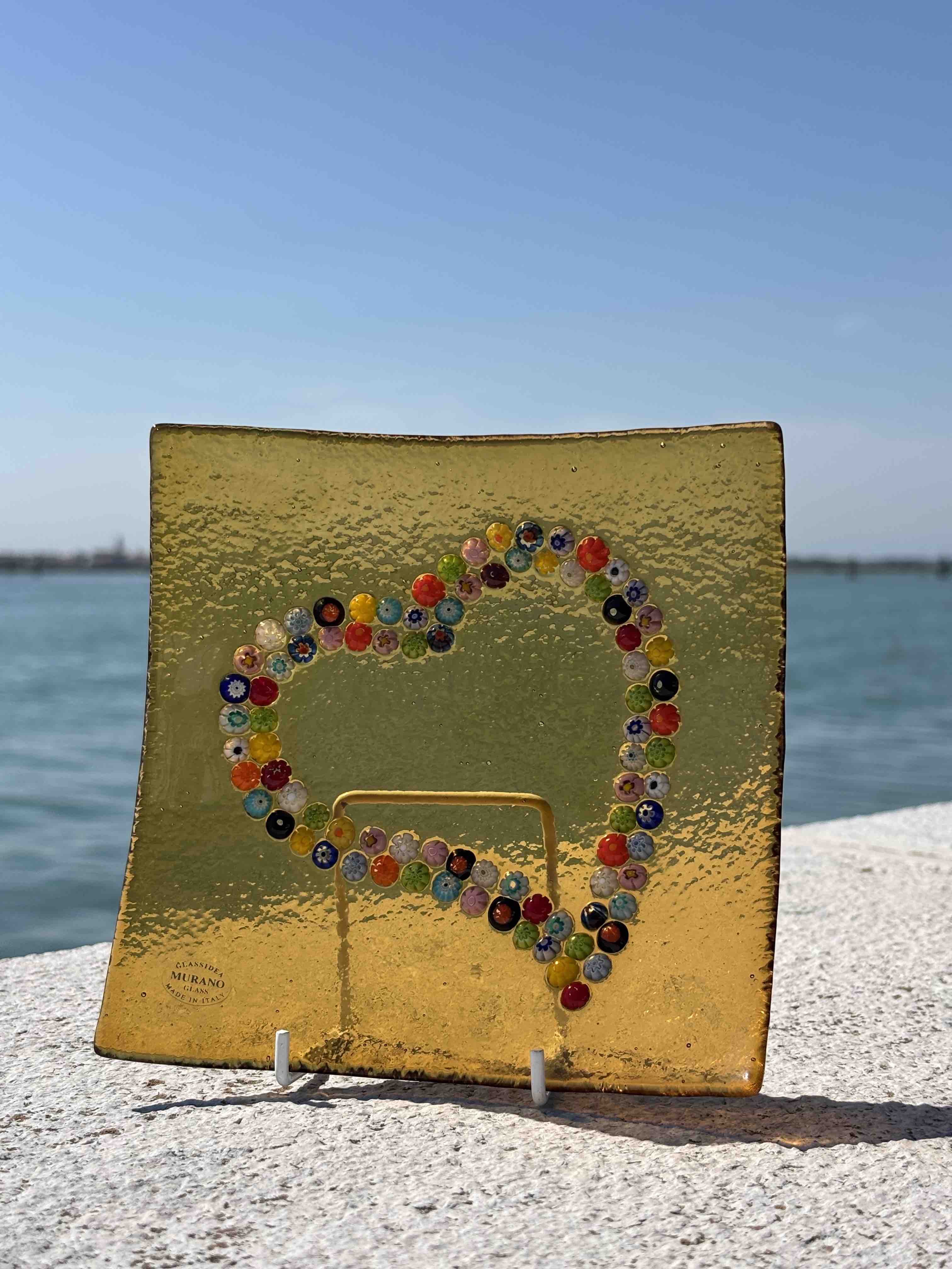 Piatto quadrato in autentico vetro di Murano arancione con decorazione di Murrine