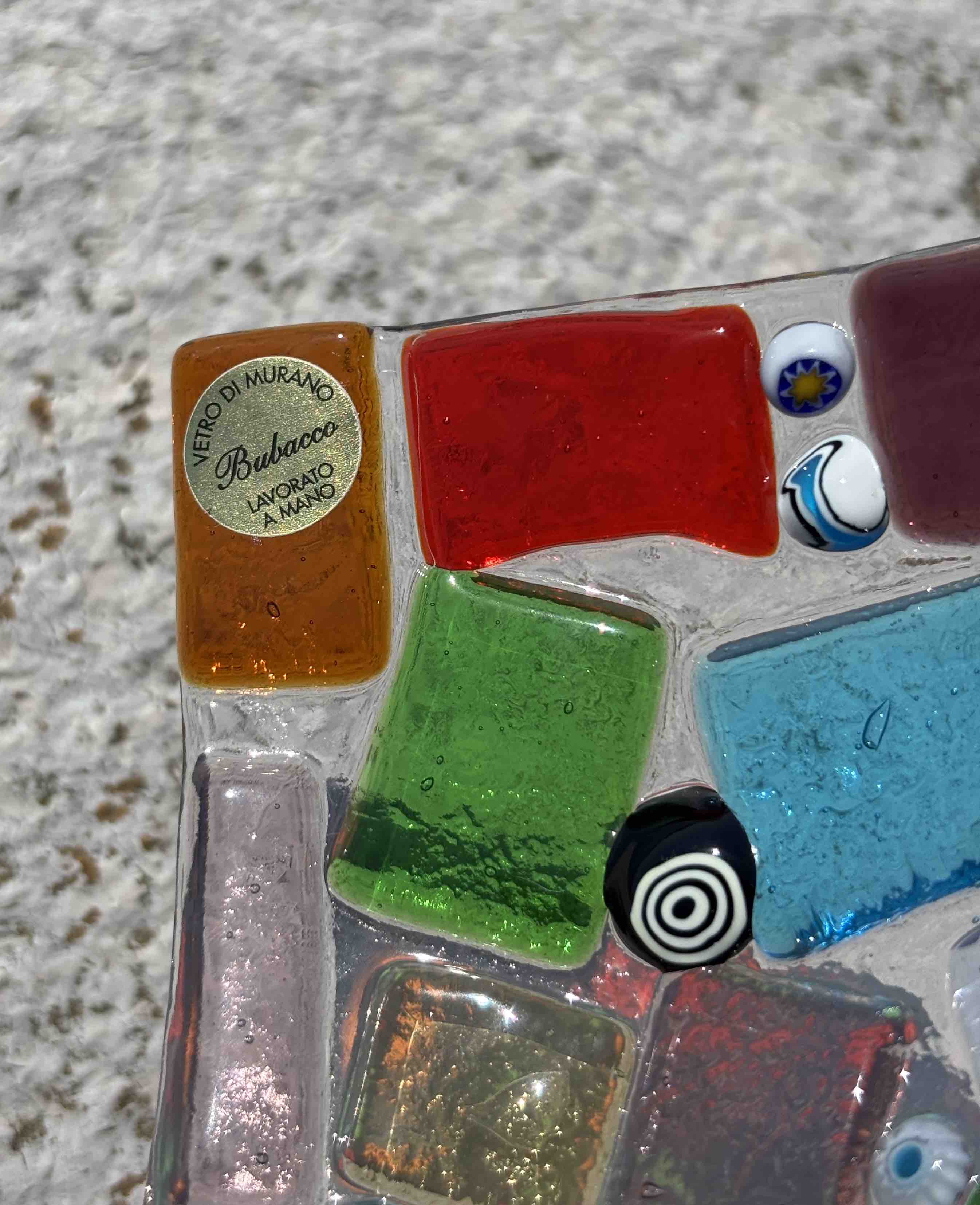 Piatto quadrato in vetro di Murano con mosaico multicolore