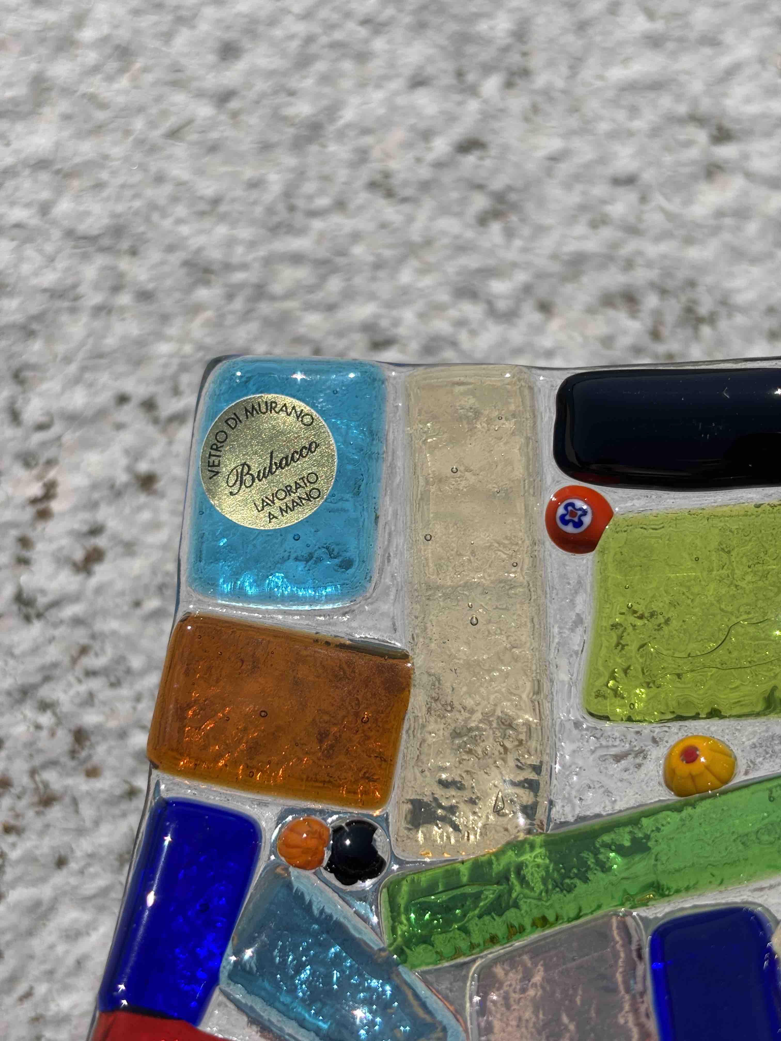 Piatto quadrato in vetro di Murano con mosaico multicolore