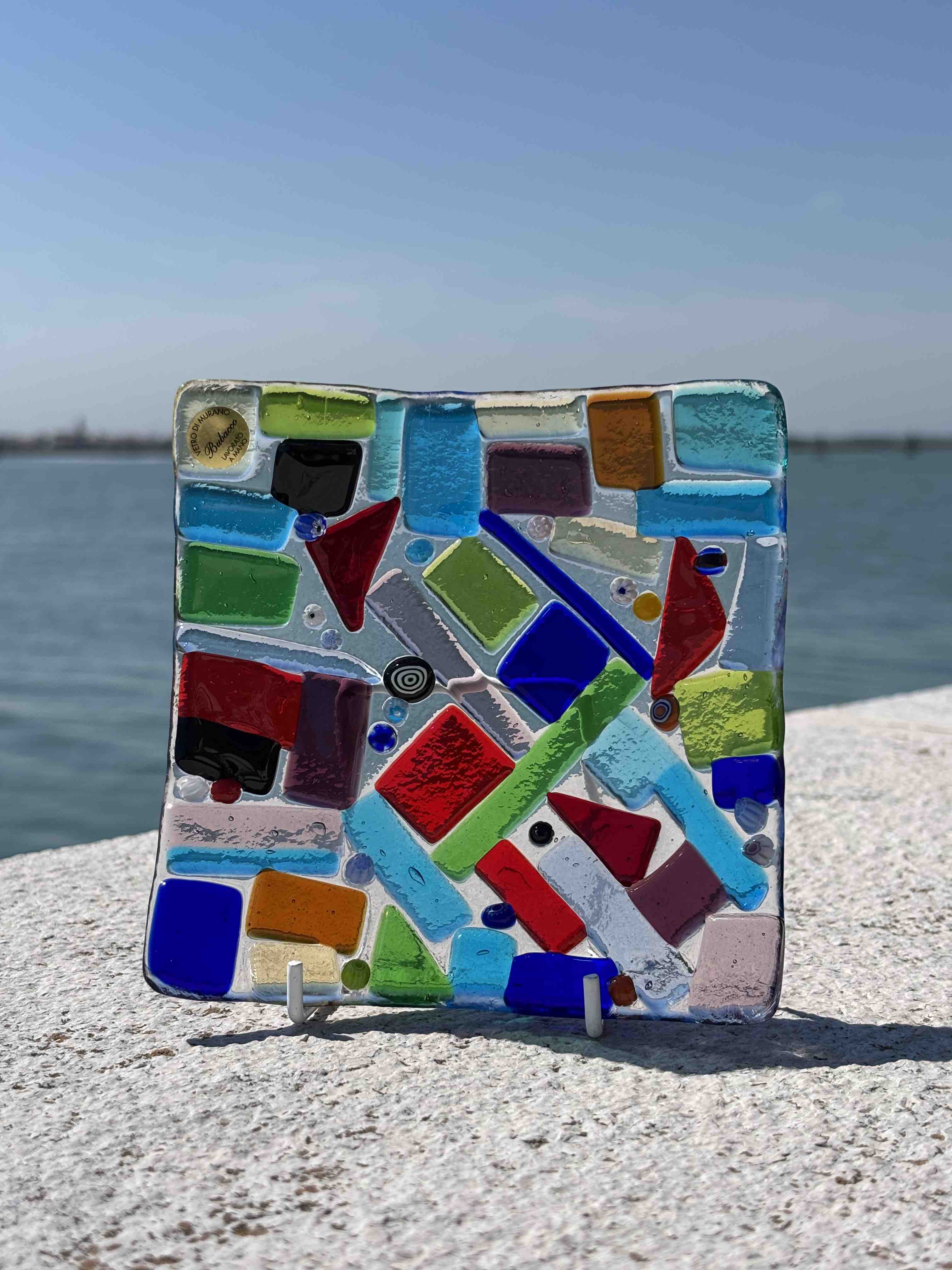 Piatto quadrato in vetro di Murano con mosaico multicolore