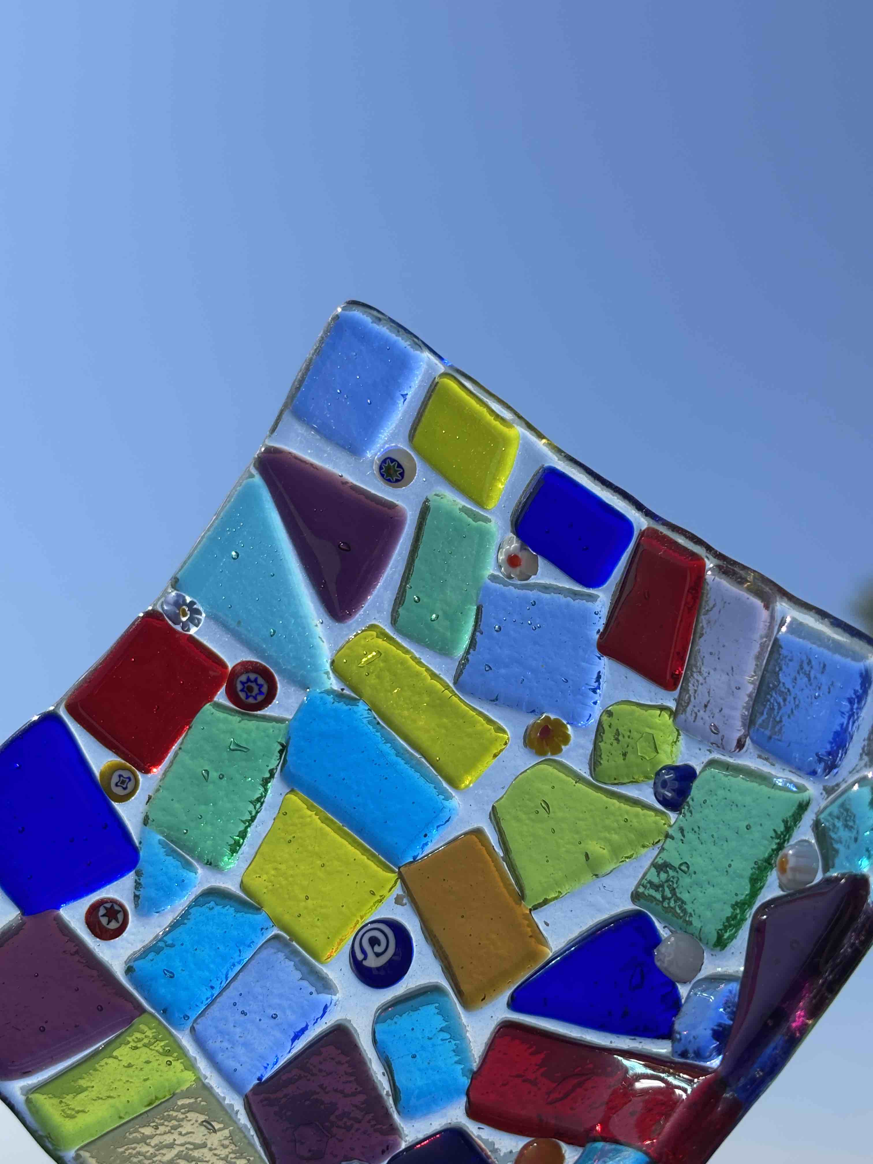Piatto quadrato in vetro di Murano con mosaico multicolore
