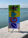 Piatto rettangolare in autentico vetro di Murano multicolore con simboli
