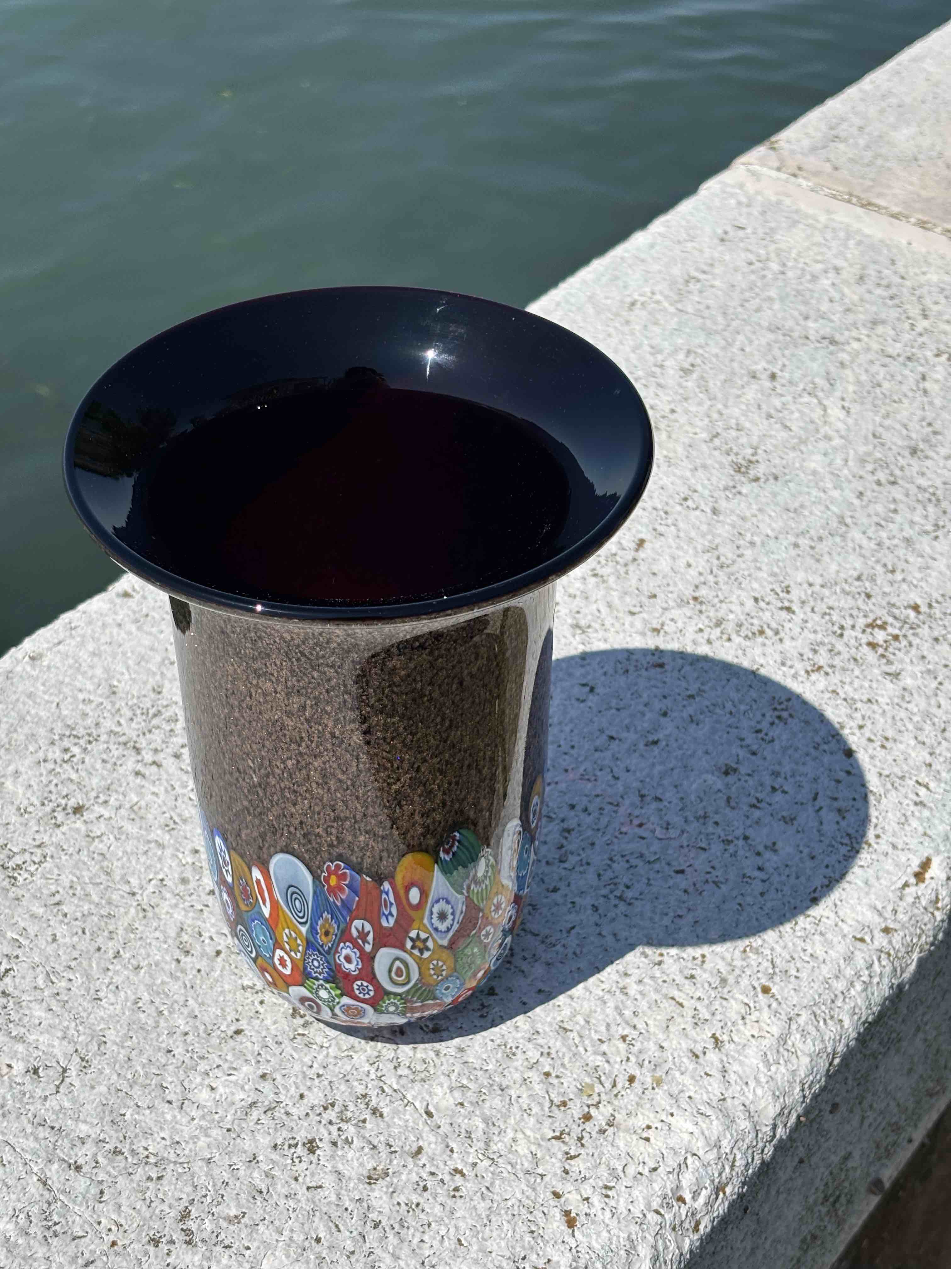 Vaso in autentico vetro di Murano con Murrine e foglia d'oro