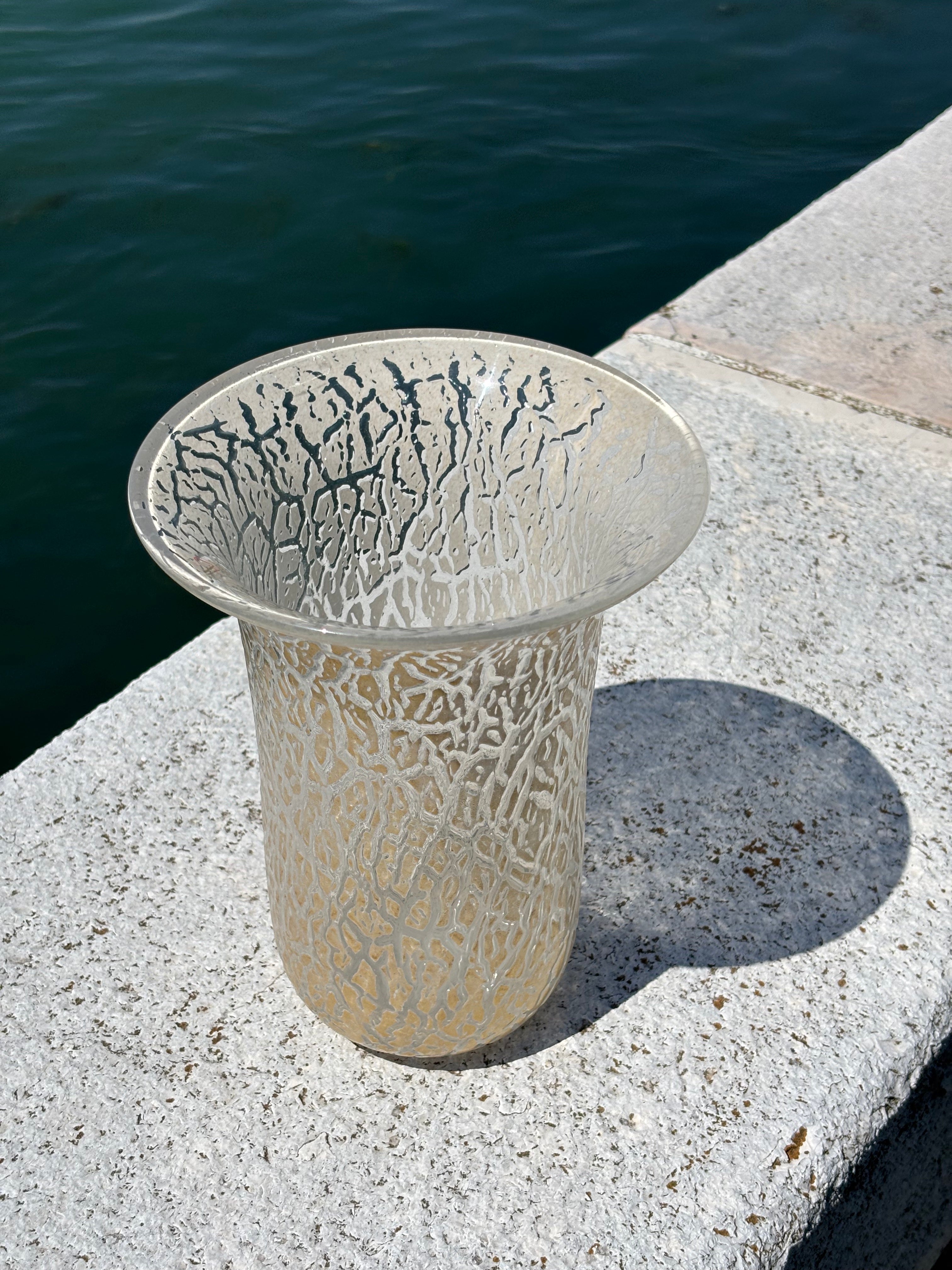 Vaso in autentico vetro di Murano con foglia d'oro