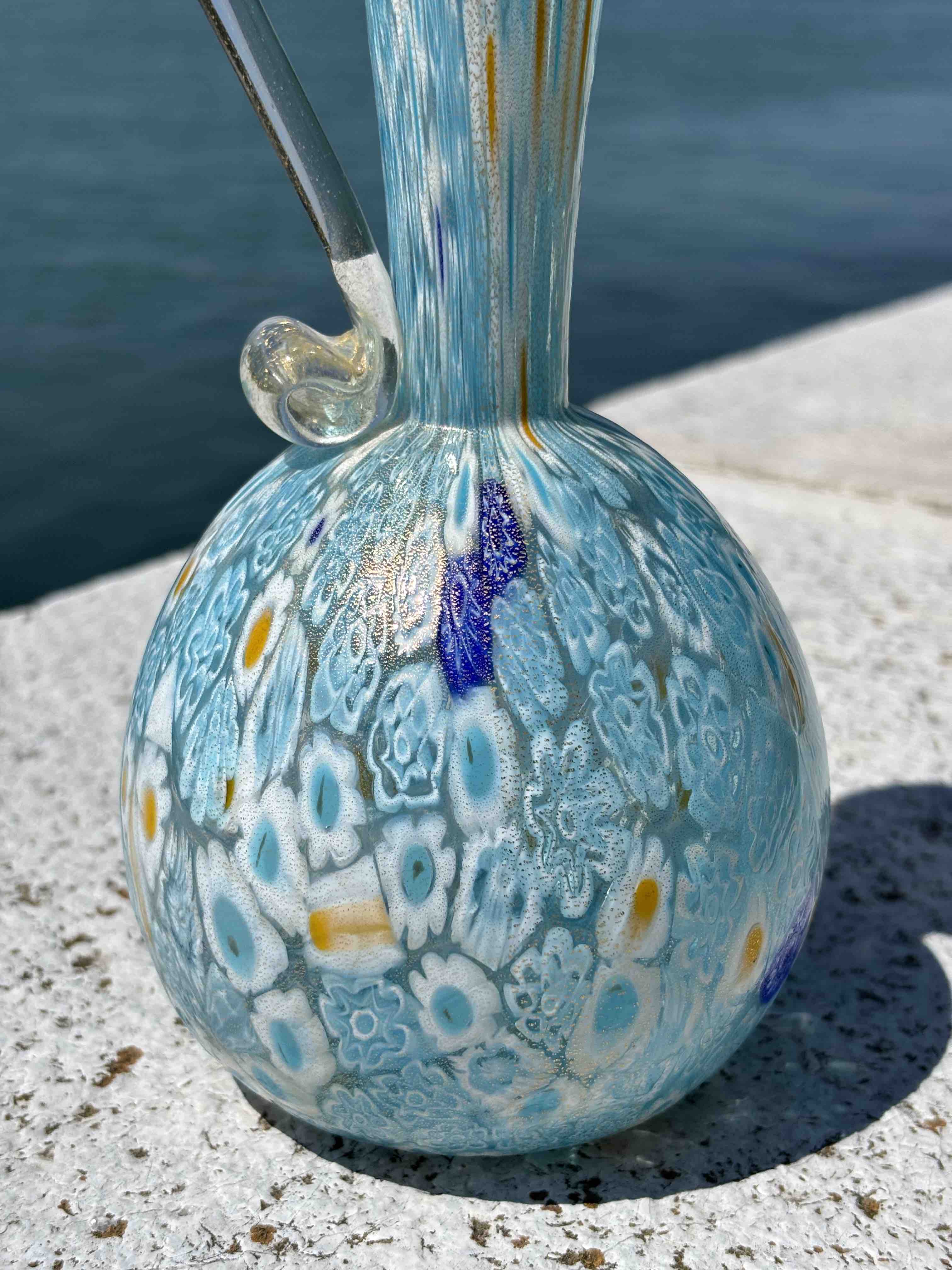 Brocca in autentico vetro di Murano turchese decorata