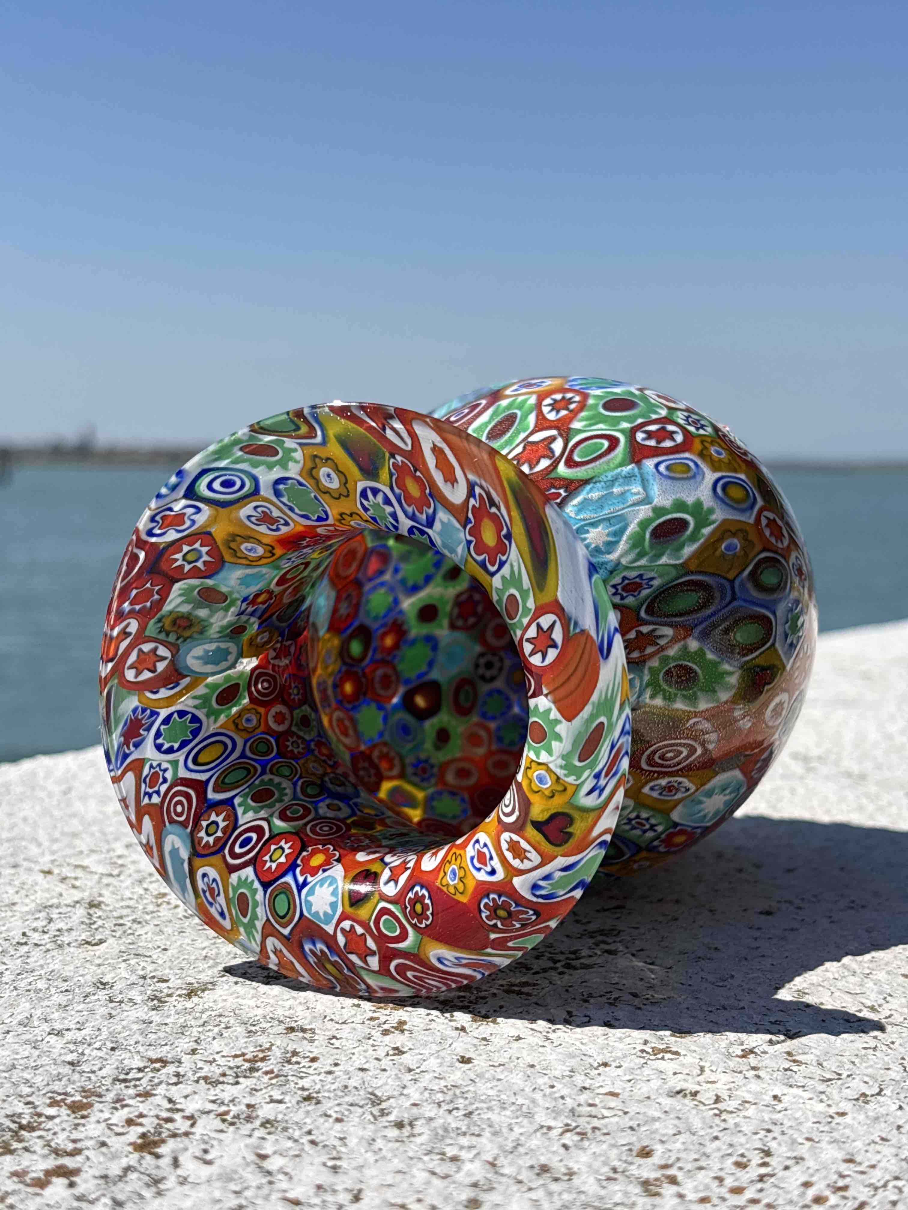 Vaso in autentico vetro di Murano multicolore con murrine