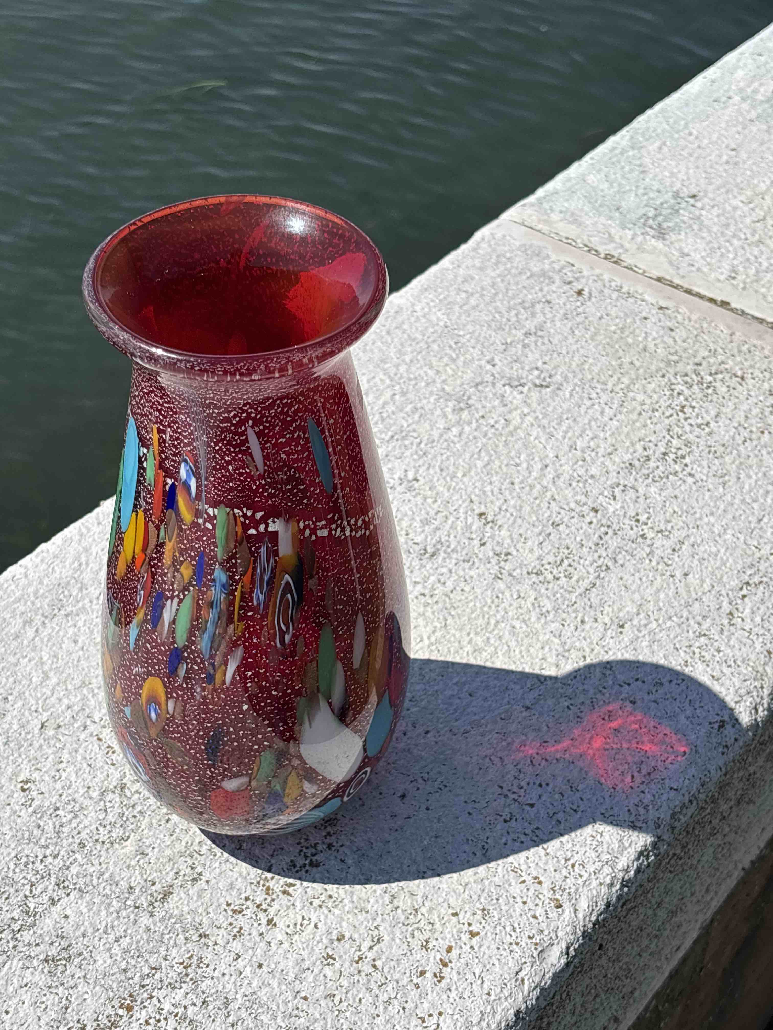 Vaso in autentico vetro di Murano rosso e multicolore