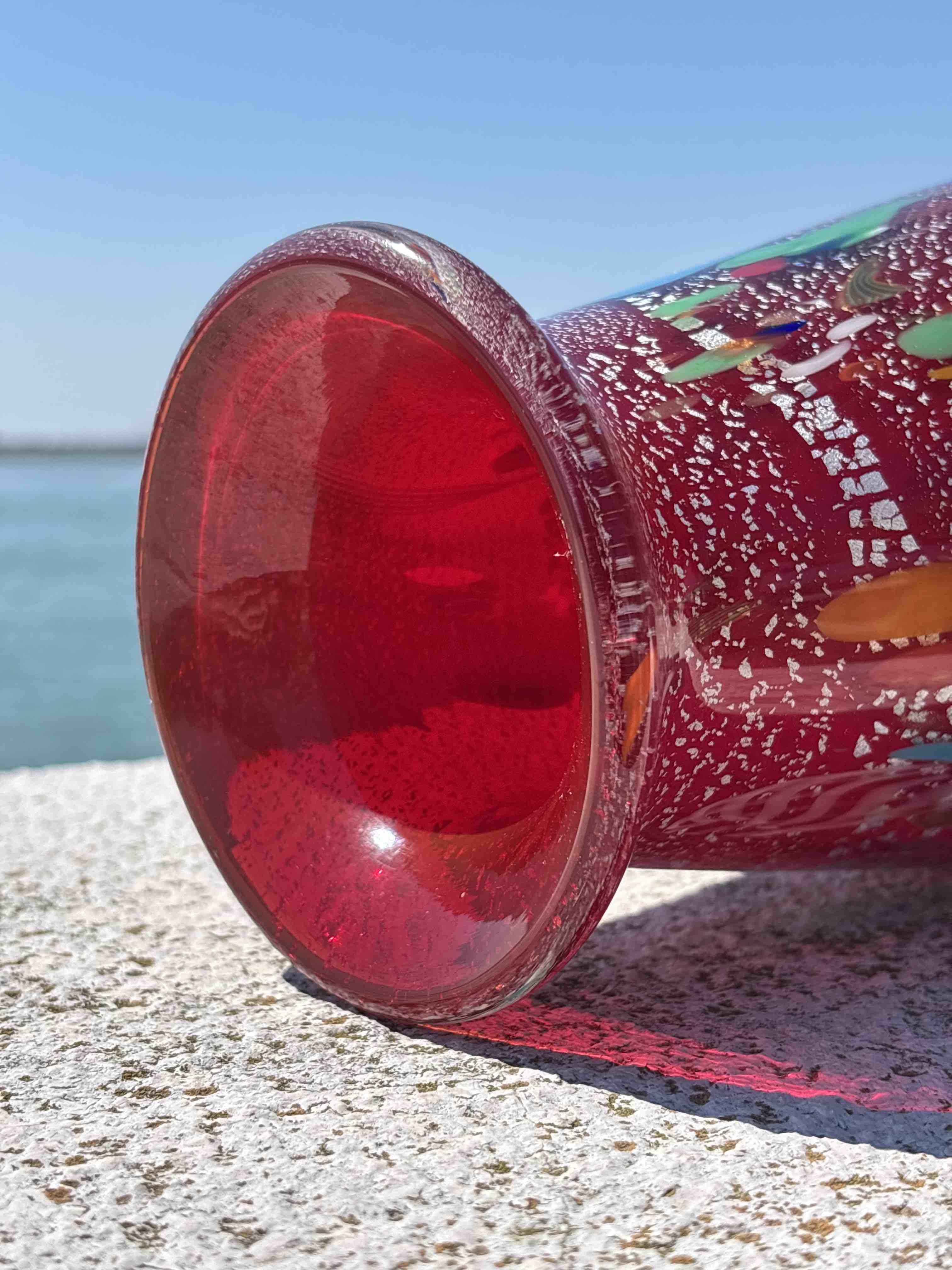 Vaso in autentico vetro di Murano rosso e multicolore