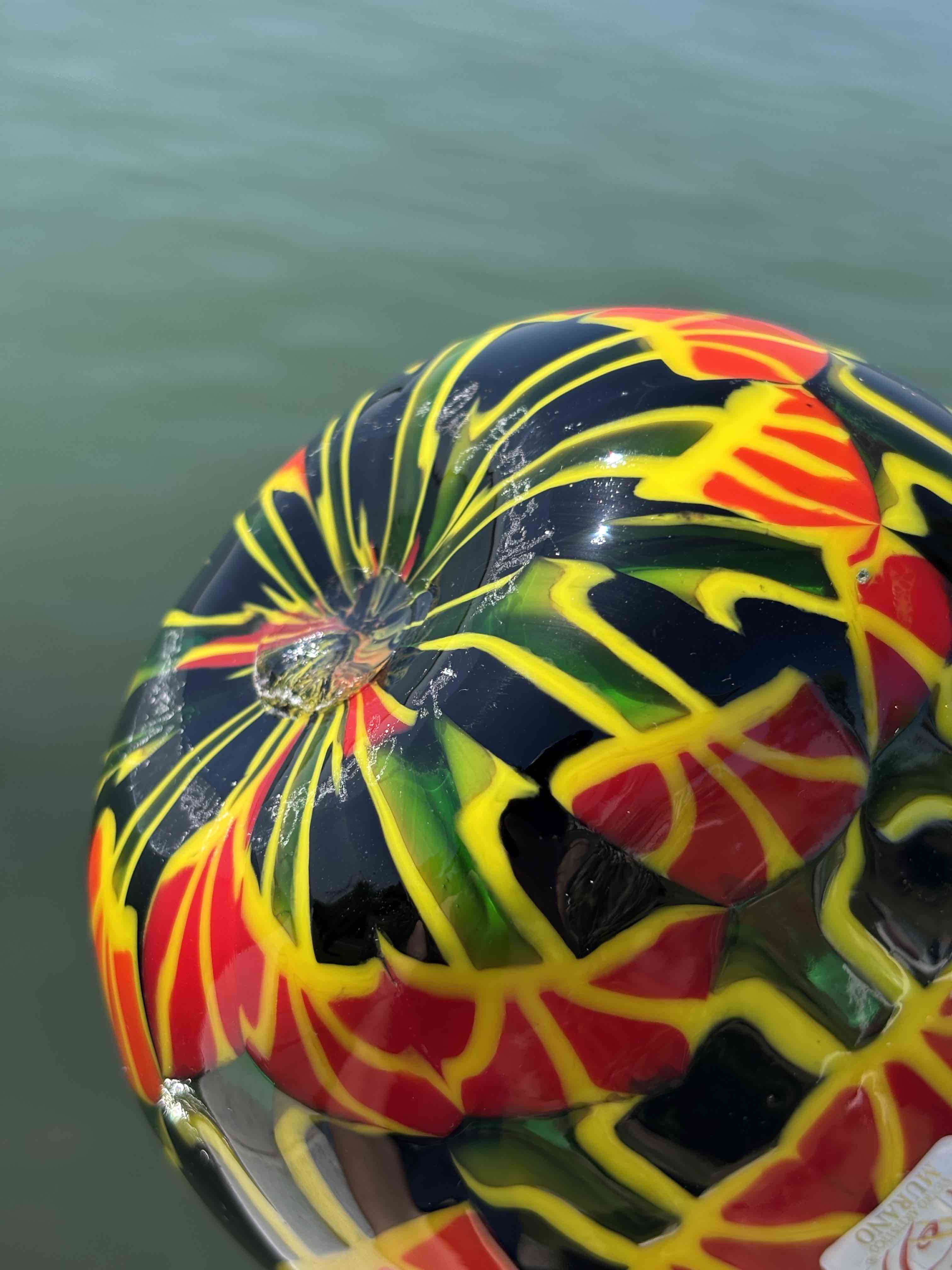 Vaso in autentico vetro di Murano nero rosso giallo
