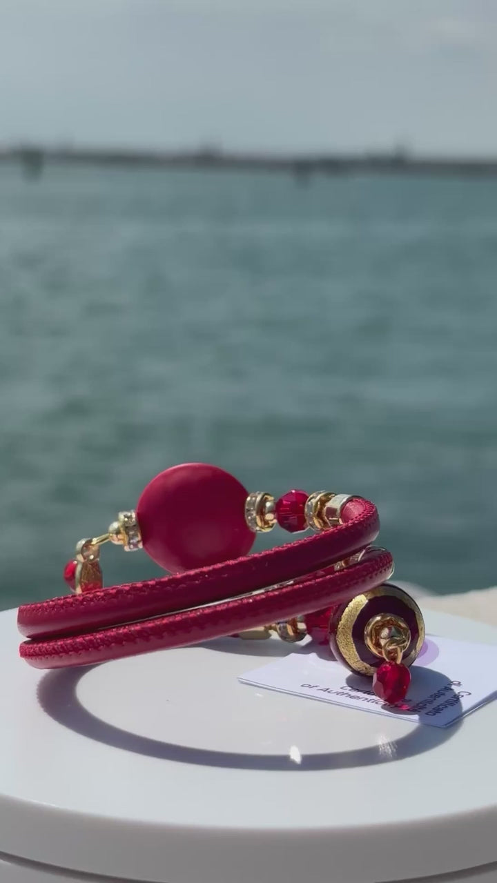 Bracciale con perle in vetro di Murano rosso e oro