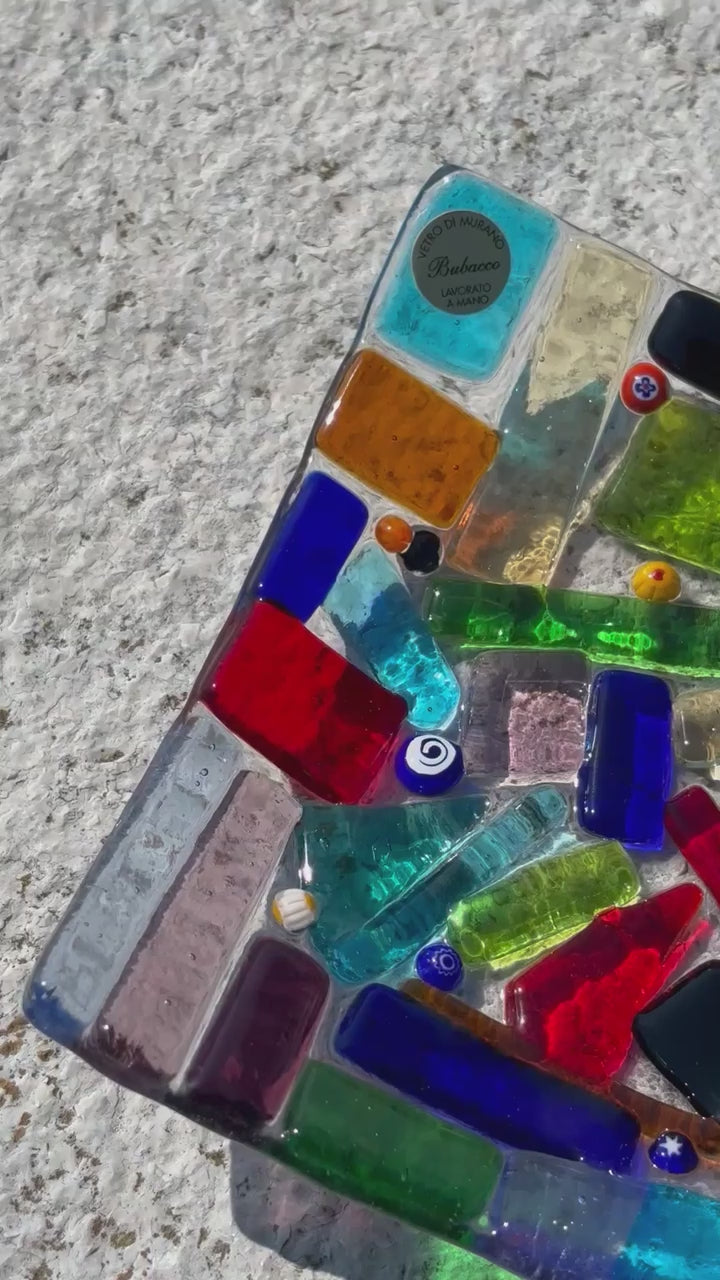 Piatto quadrato in vetro di Murano con mosaico multicolore